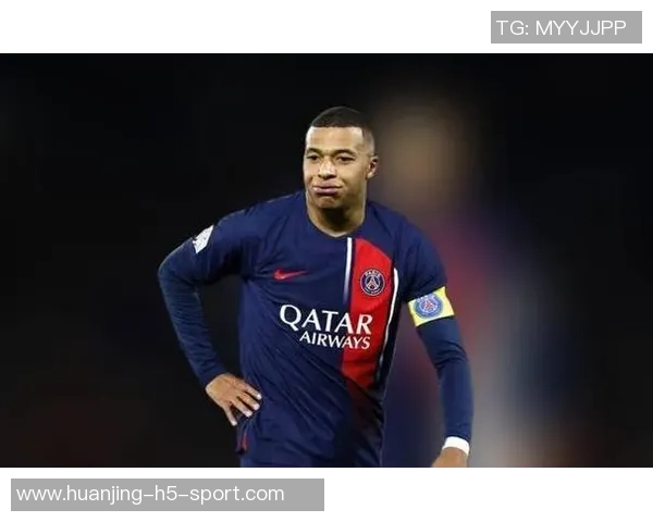 姆巴佩因裁判第98分钟吹哨不满上前理论遭黄牌处罚引发争议 姆巴佩因裁判第98分钟吹哨不满上前理论遭黄牌处罚引发争议